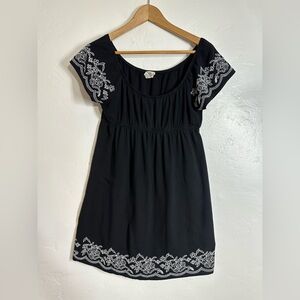 Off the Shoulder Black Cover Up with White Embroidery